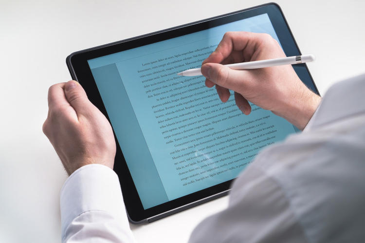 iPad Pro: the best tablet for nursing school